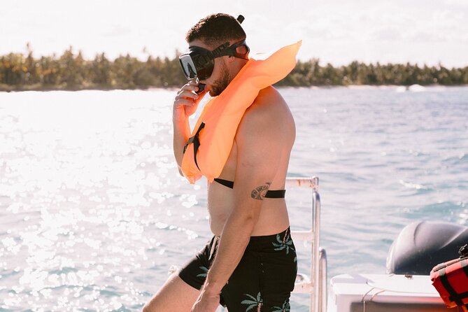 Luxury Private Family Sailing Tour in Punta Cana - What the crew adds to the outing