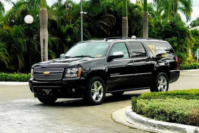 Luxury Suburban Airport Transfer – Premium Service in Punta Cana - A calmer first hour in Punta Cana