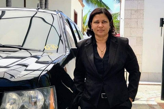 Luxury Suburban Airport Transfer – Premium Service in Punta Cana - The drivers: punctuality and local help