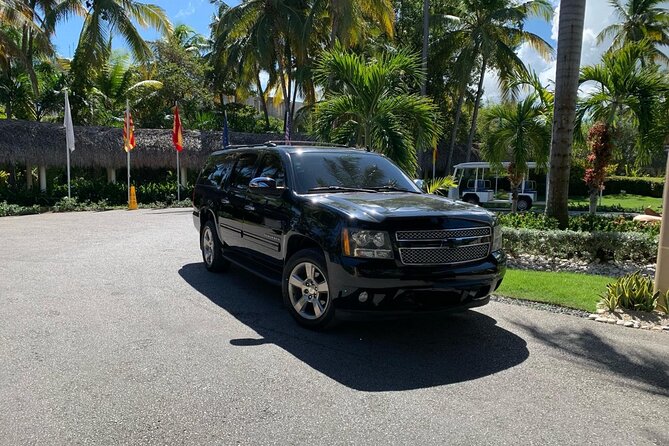 Luxury Suburban Airport Transfer – Premium Service in Punta Cana - A practical comparison with shared transportation
