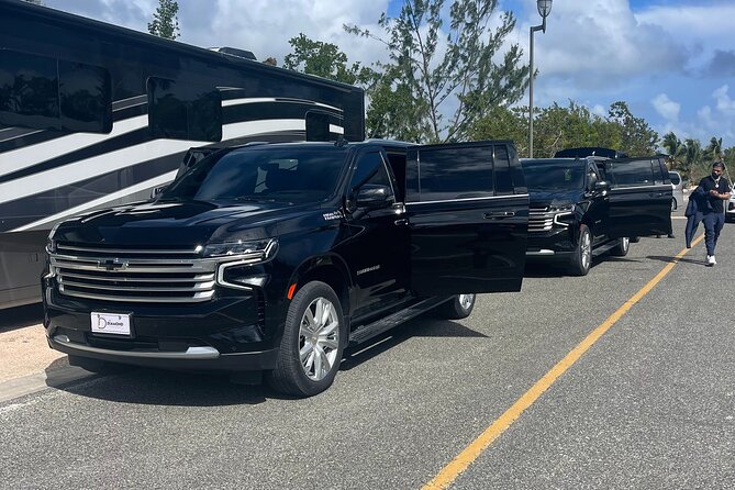 Luxury Transfer between Punta Cana Airport and Bavaro Hotels - Drivers who make the ride feel personal