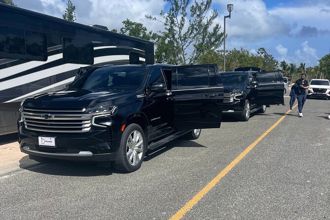 Luxury Transfer between Punta Cana Airport and Uvero alto Hotels - Arriving at an Uvero Alto resort