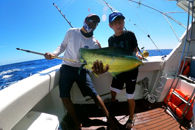 Marlin Fever at Marina Cap Cana -Private Sportfishing Charter - Jose and Francisco add hands-on help
