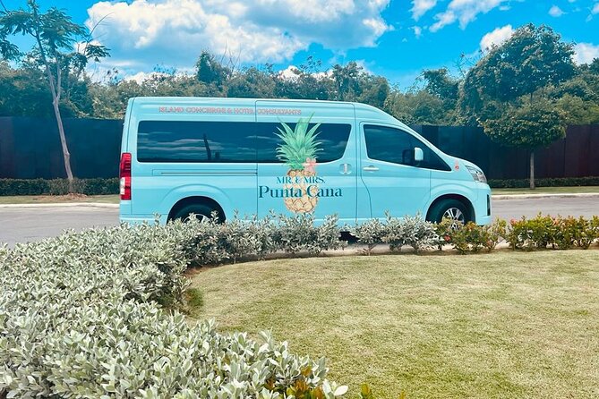 Mr&Mrs Punta Cana Private Roundtrip Transfer Airport-Hotel - What the $40 group price really means