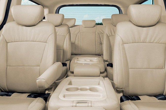 One Way Private Airport or Hotel Transfer Bavaro Hotel 1-6 Pax - Airport to hotel, and hotel back to airport