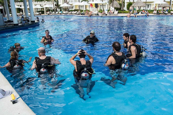 Open Water Diver - Bávaro - PADI or SSI certification to 18 meters