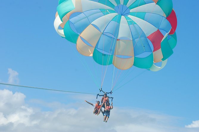Parasailing Punta Cana - Seeing Punta Cana from a speedboat