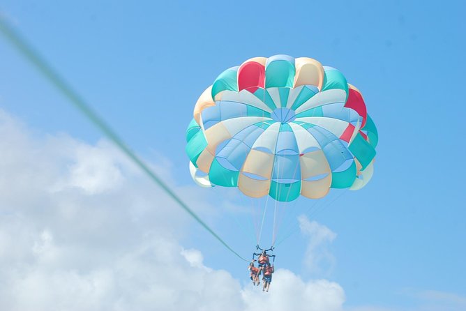 Parasailing Punta Cana - Guides, drivers, and the human side