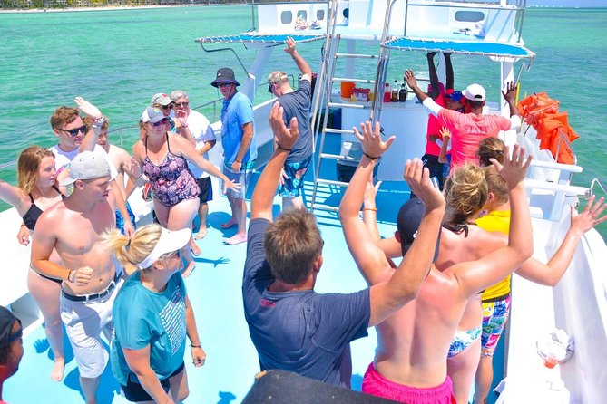 Party Boat / Booze Cruise and Snorkeling - Open Bar - The snorkeling stop near the conservation area