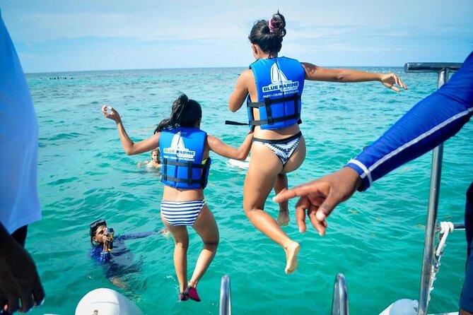 Party Boat / Catamaran Party in Punta Cana - Drinks, Snacks, and What Is Actually Included