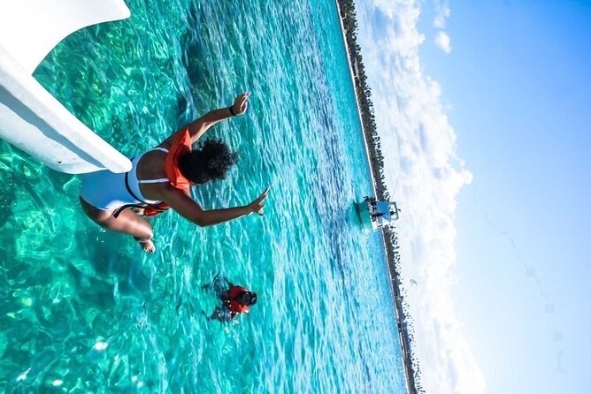 Party boat in Catamaran with Open Bar adults only - Practical preparation for the boat