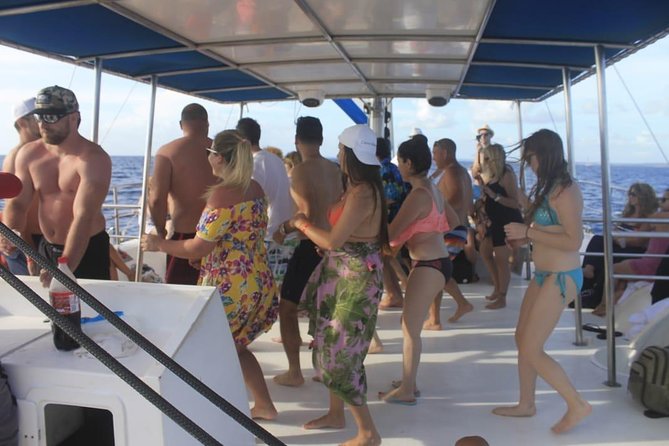 Party boat in Catamaran with Open Bar Only Adults + Snorkeling - Who Will Enjoy This Boat Party Most?