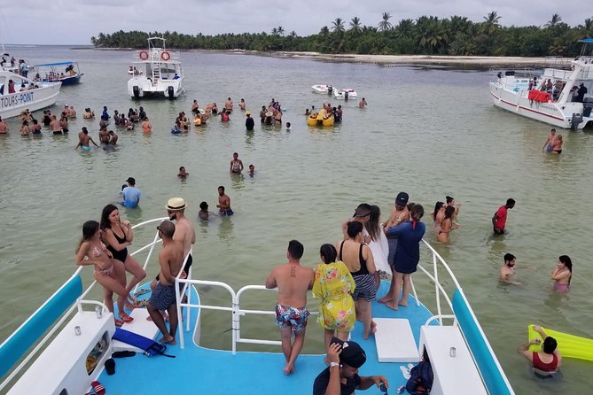 Party Boat in Punta Cana - Booze Cruse - What this Punta Cana party boat is really about