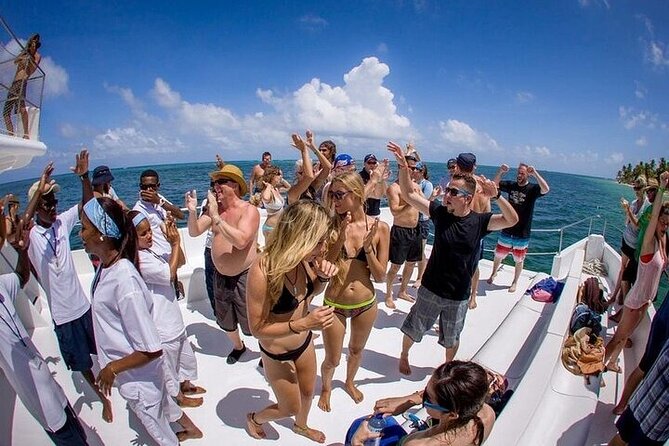 Party Boat in Punta Cana with Drinks and Transportation Included - Drinks, snacks, and the food question