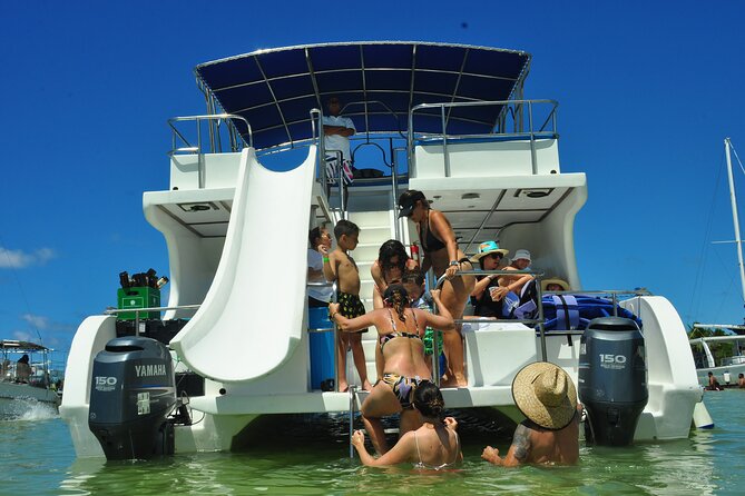 Party Boat - Private groups, snorkeling - Open Bar. - Forty minutes of snorkeling on the coral reef