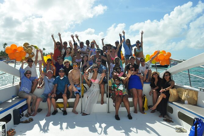 Party Boat - Private groups, snorkeling - Open Bar. - Setting out from Blue Marine Punta Cana