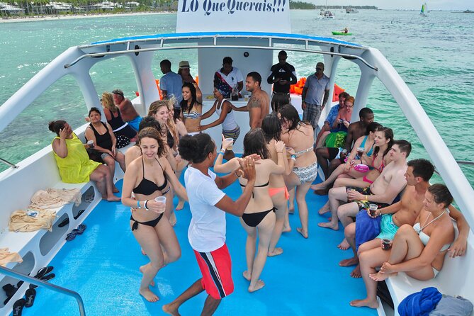 Party boat, Snorkeling, Sand-bar open bar in Bávaro Beach - Who will enjoy this boat most