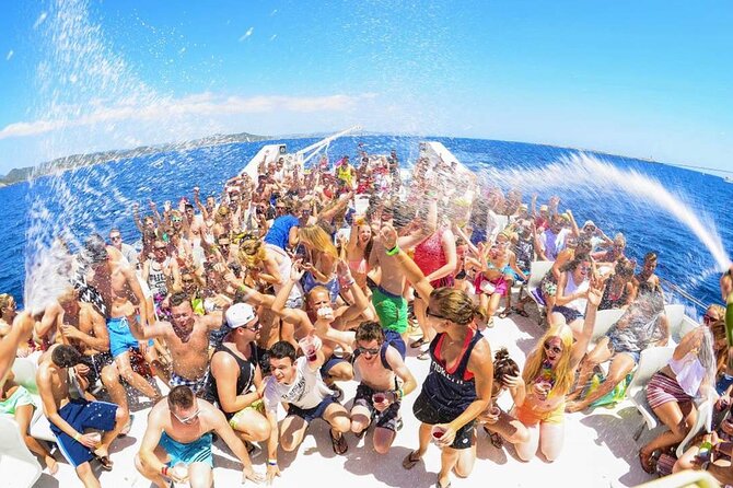 Party Boat Tour in Punta Cana - Transportation, Timing, and Group Size