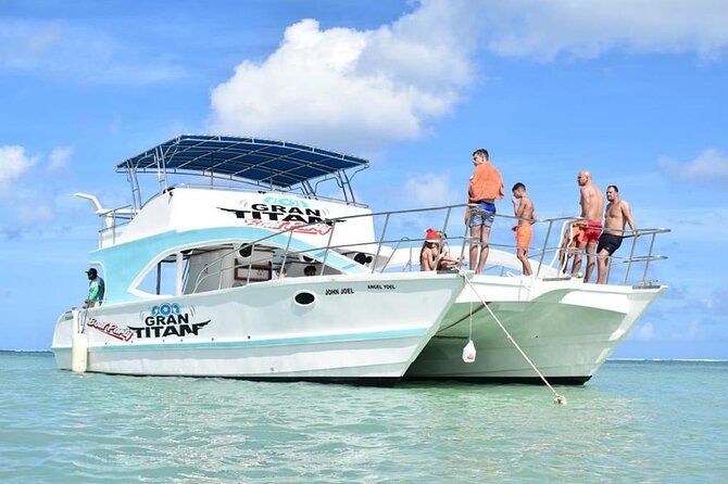 Party Boat /View Dolphins / Snorkling /Free Drinks and Transportation - Snorkeling comes first, but keep expectations modest