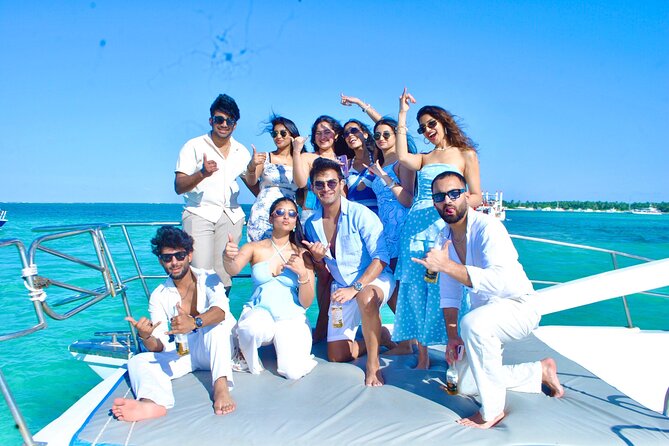 Party Booze Boat Fiesta Sand Bar-Snorkeling-Music-Drinks-Dancing - Passing Dolphin Island