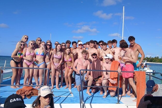 Party Booze Boat Fiesta Sand Bar-Snorkeling-Music-Drinks-Dancing - The beach stop and Caribbean sandbar