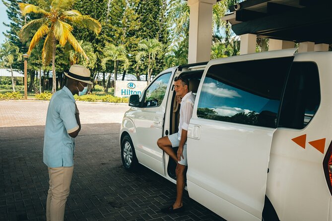 Private Airport Punta Cana to La Romana Bayahibe or Casa de Campo Resort Area - Finding Your Driver After Customs