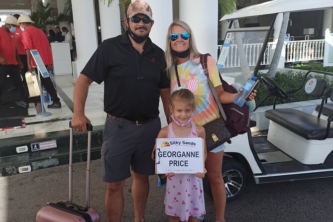Private Airport Transfer From Punta Cana To Uvero Alto - The minivan ride to Uvero Alto