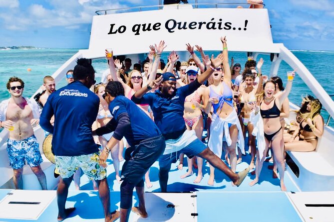 Private Catamaran Cruise with Slide & unlimited drinks - What the crew and boat setup add