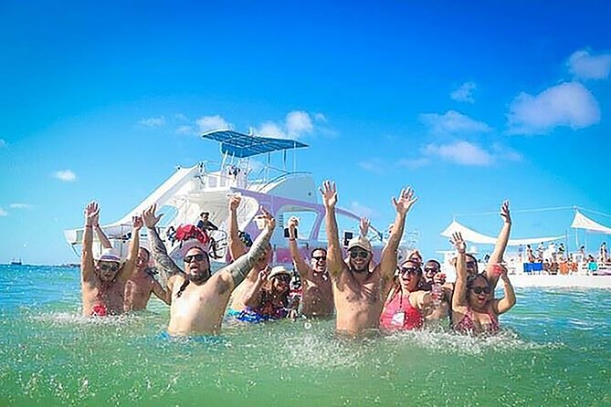 Private Catamaran Party with Snorkeling and Unlimited Drink - Relaxing in the shallow natural pool
