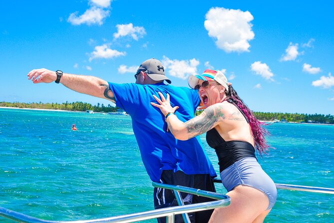 Private Catamaran wonderful Snorqueling slide & entartaiment team - What the $800 private rate really buys