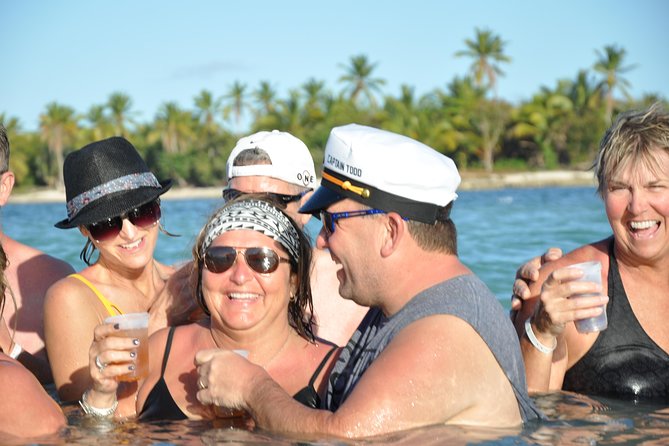 Private Half Day Trip: Snorkeling Cruise-Swimming Pool & Virgen Beach - Swimming in Bavaro’s natural pool