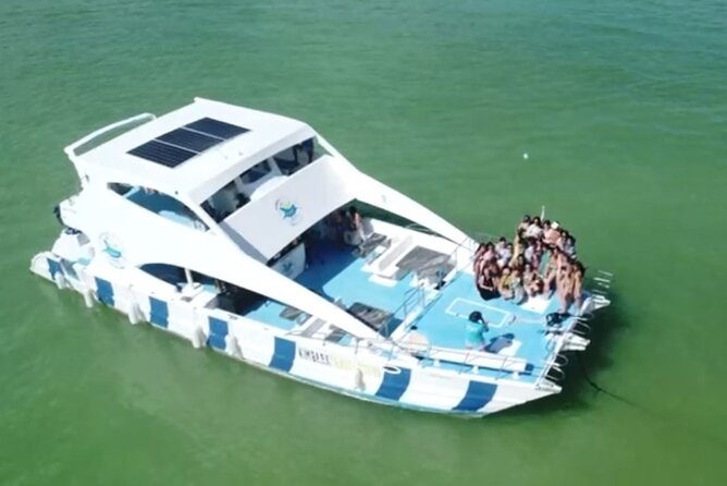 Private Party Boat at Coast of Punta Cana and Bávaro - Key details before you book