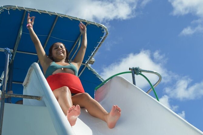 Private Party Boat with Slide and chicken skewers at Punta Cana - The ride back along the Bavaro coast