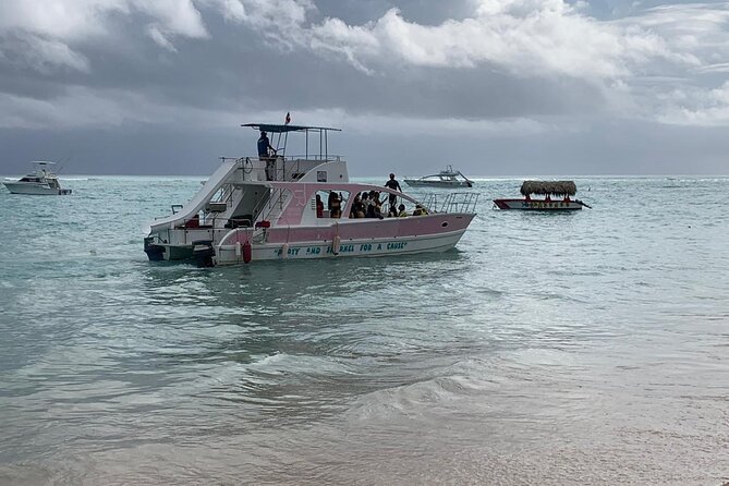 Private Party Boat with Slide and chicken skewers at Punta Cana - Who will enjoy this boat most