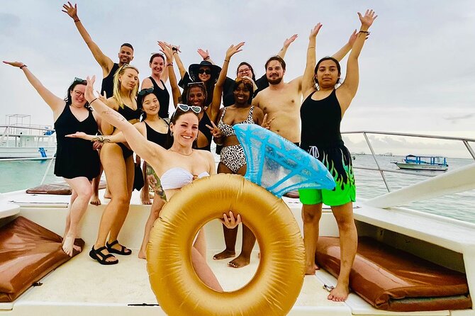 Private Party Boat with Snorkeling in Playa Bibijagua - What the $849 price really means