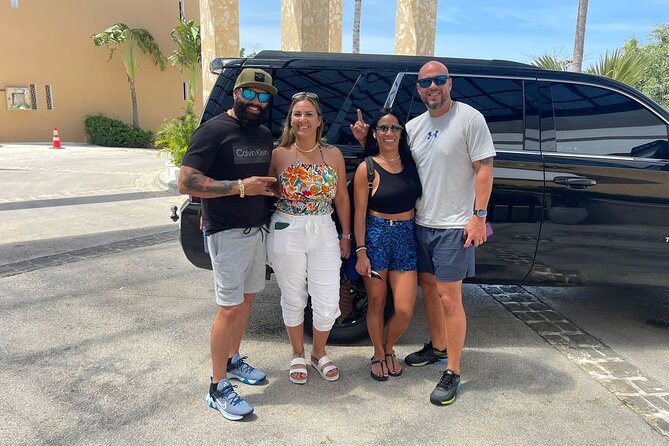 Private Punta Cana Airport Round Trip Transfer to Punta Cana Hotels - How the airport representatives affect the experience