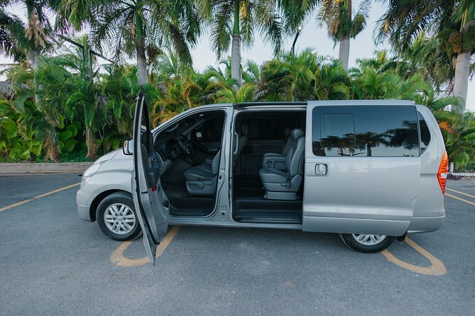 Private Punta Cana Airport Transfers from/to the Hotel 1 ó 2 way - When this transfer makes the most sense
