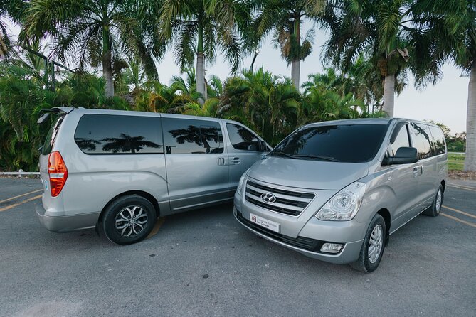 Private Punta Cana Airport Transfers from/to the Hotel 1 ó 2 way - Inside the vehicle: privacy instead of a shared shuttle