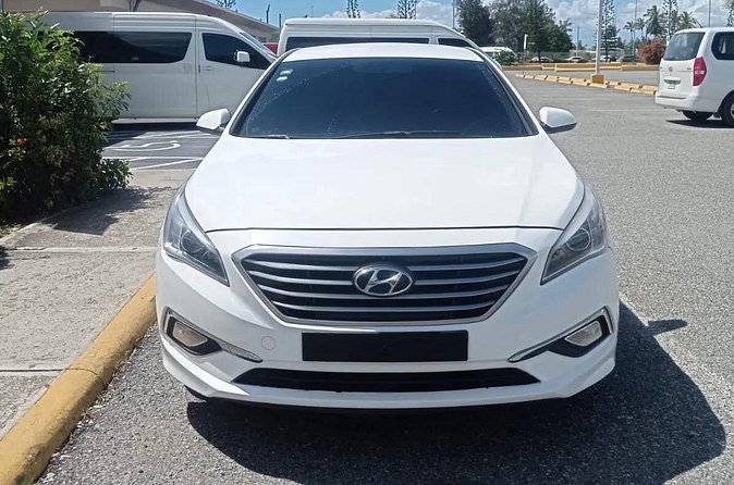 Private Round Transfer from Punta Cana airport to Hotels - The $48 price works best for a full group