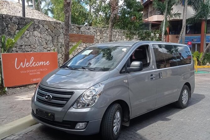 Private Roundtrip Transfer from Punta Cana Airport to Hotels - A calmer first ride from Punta Cana Airport