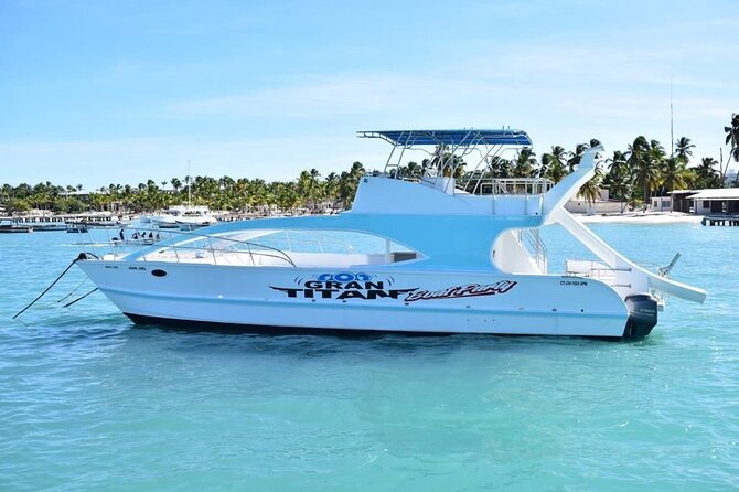 Private Tour in Boco Grande Punta Cana - A private Punta Cana boat instead of a shared cruise