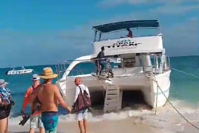 Private Tour in Boco Grande Punta Cana - Stop one: dolphin viewing near Punta Cana