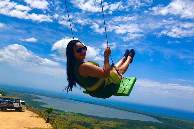 Private Tour Round Mountain Miches - Choosing the zipline or bicycle ride