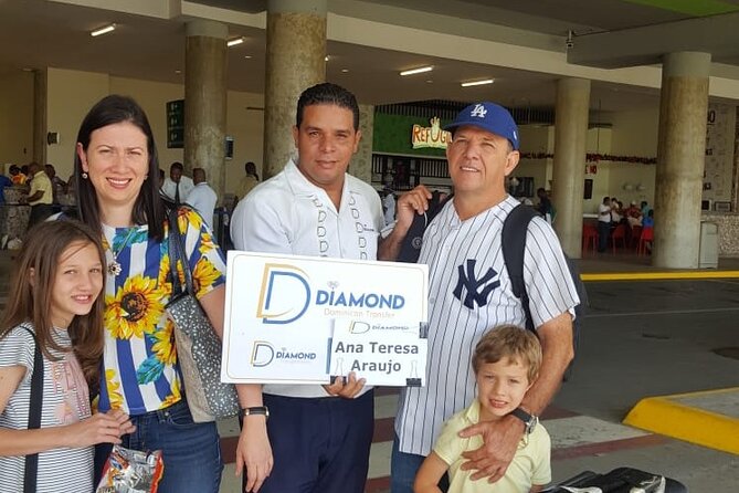 Private Transfer between Punta Cana Airport and Bavaro - Finding the driver at Punta Cana Airport