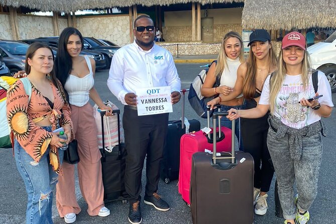 Private Transfer from PUJ Airport to Bávaro and Punta Cana Zone - Bávaro and Punta Cana in 15 to 25 minutes