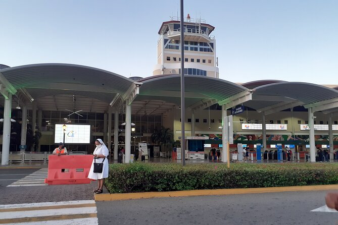 Private Transfer from PUJ airport to Punta Cana hotels - Cancellation and booking details
