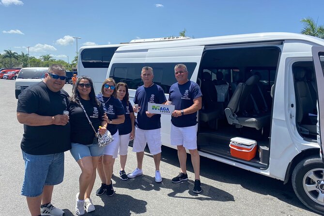 Private Transfer from Punta Cana Airport to ALL hotelS -RoundTrip - The return pickup requires an early start