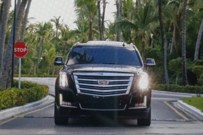 Private transfer from Puntacana airport to hotels-luxury services - What the driver adds to the arrival
