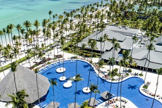Private Transfer Punta Cana Airport to/from Barcelo Bavaro Beach - A straight 25-minute ride from PUJ