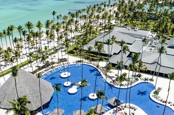 Private Transfer Punta Cana Airport to/from Barcelo Bavaro Beach - Who will get the most value